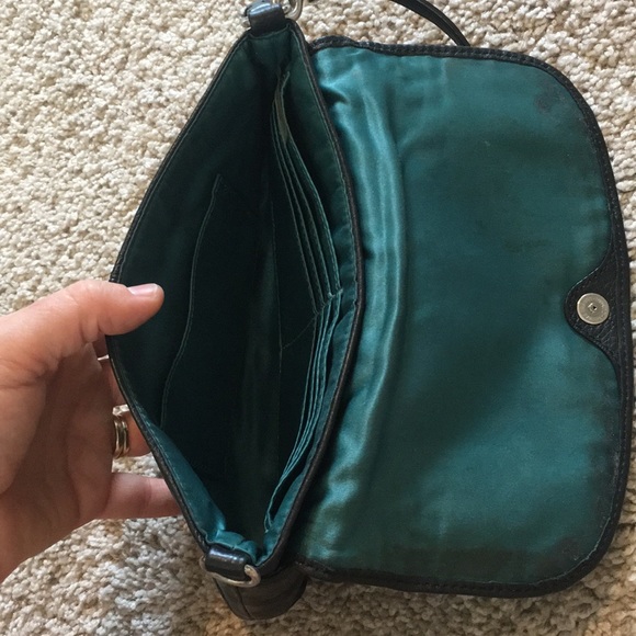 Authentic COACH leather wristlet & 2 dustbags - Picture 8 of 8